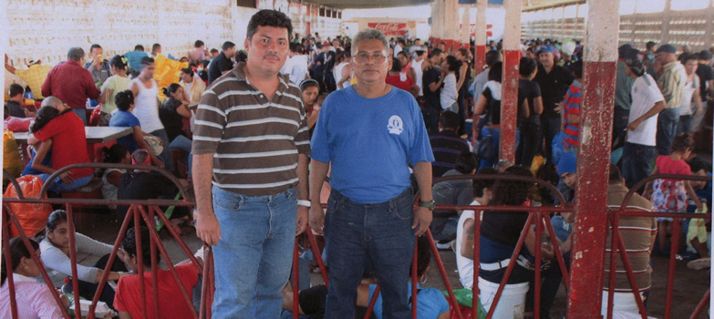 Domingo Cuadra
                      preaching in prison in Nicaragua
